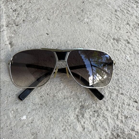 Louis Vuitton Damien sunglasses - Picture 1 of 7